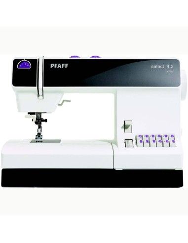 Set Atelier Professional include Pfaff Sewing Machine Select 3.2 & Hobbylock 2.0